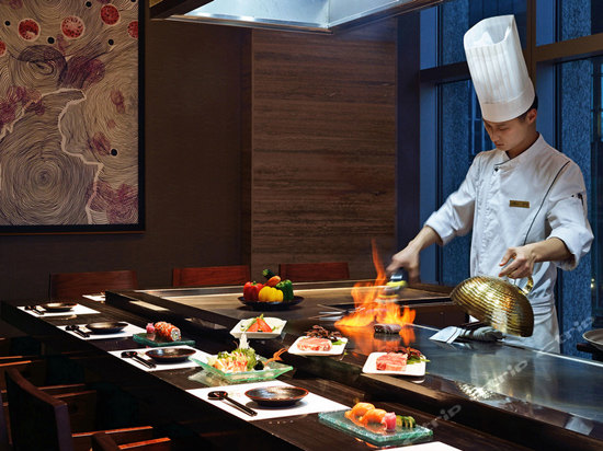 宁波逸东豪生大酒店