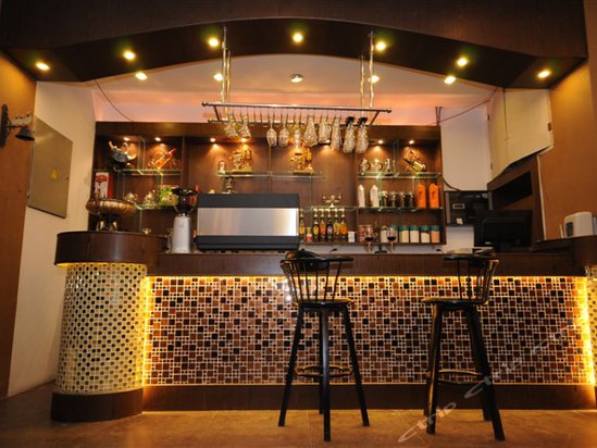 成都新巴客商务酒店