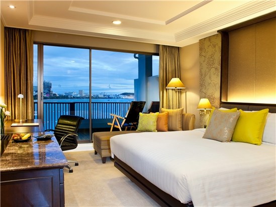 提升2晚芭堤雅国际五星豪华海边酒店