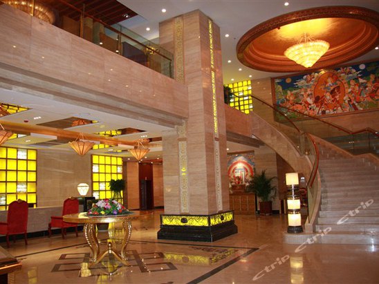 拉萨格拉丹东酒店图片