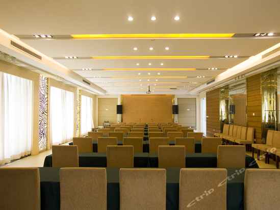 湖北紫阳湖宾馆是湖北省军区的一家高档型宾馆,座落于武汉市武昌区