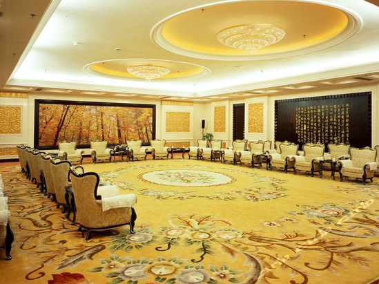 外观   长春中日友好会馆是一家大型庭式中外合资饭店