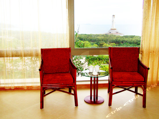 三亚南山休闲会所座落于美丽如诗的热带海滨城市三亚市西南角国家5a