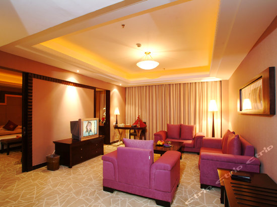 海州西路199号(海宁海洲大饭店)