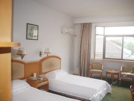 青阳县西峰路29号(九华山西峰山庄)