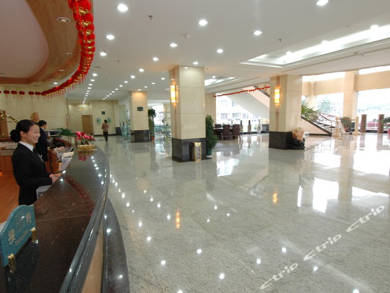 青海省军区招待所(花园式酒店)