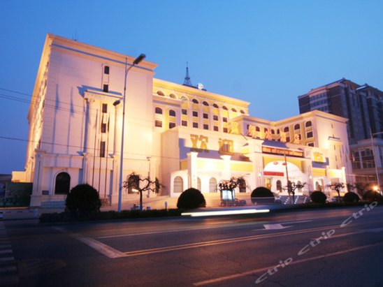 营口万都大酒店是由中国澳门特别行政区投资集团投资兴办的商务