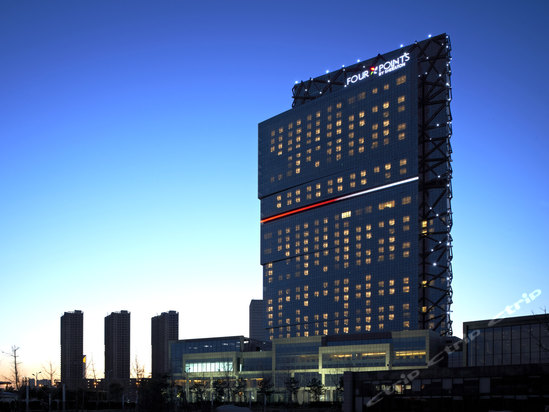 青岛西海岸隆和福朋喜来登酒店(原黄岛福朋喜来登酒店)