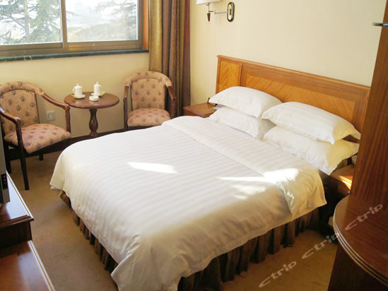 环翠区环海路15号(威海电子宾馆)