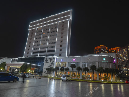 大理苍山饭店外景