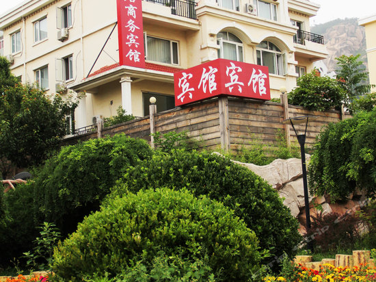 山东省青岛市崂山区金岭新村4号楼103
