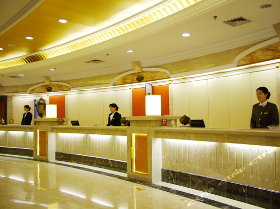 江西锦都皇冠酒店