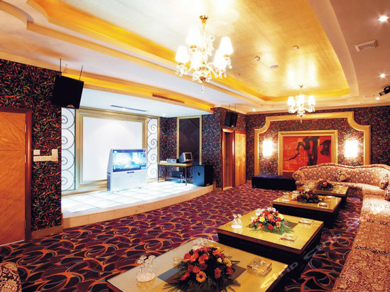 ktv 上饶广丰永利国际大酒店是一家集商务,会议,餐饮,住宿,娱乐为