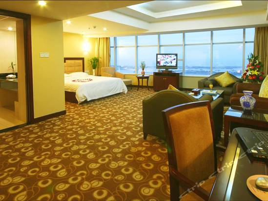 海曲东路288号(日照君临天下大酒店)