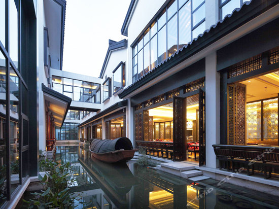 ktv ktv     绍兴咸亨酒店创建于1894年,因鲁迅先生在《孔乙己》等多