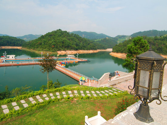 dragon lake princess hotel