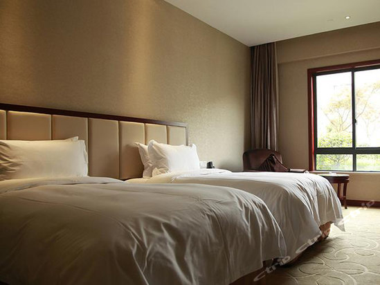 杭州香积寺路121号 (杭州好来登大酒店)