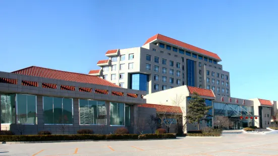 Huludao International Hotel (Longwan Seaside Branch)