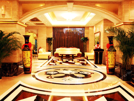 西安安吉皇家酒店是一座集高端中华府官府宴,豪华客房,洗浴和行闲