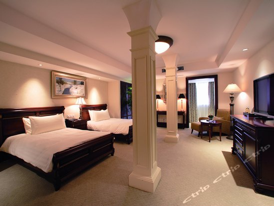 上海外滩花园酒店