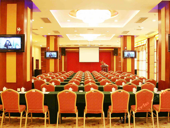 石狮华山大酒店