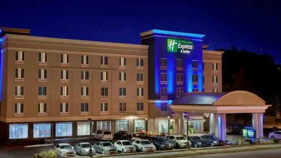 Holiday Inn Express & Suites Knoxville West - Papermill DR