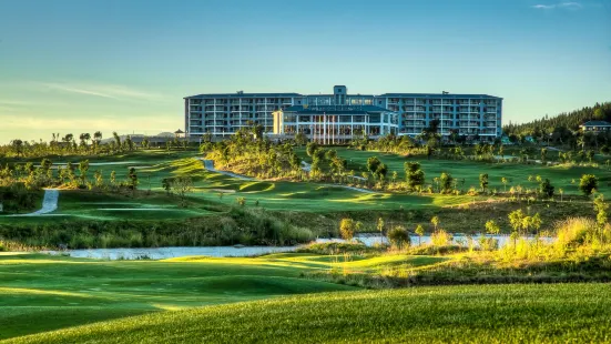 International Golf Resort Hotel