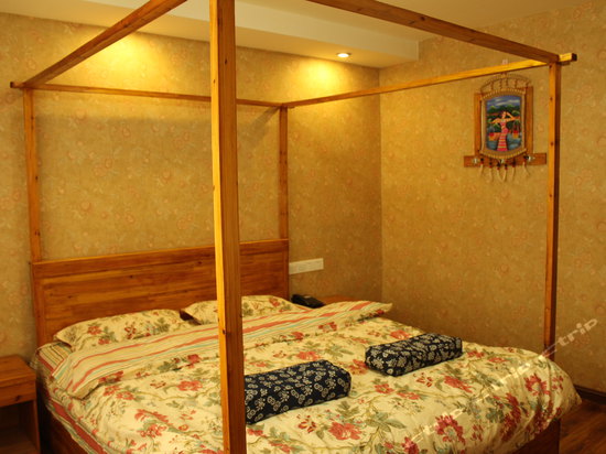 张家界依山酒店