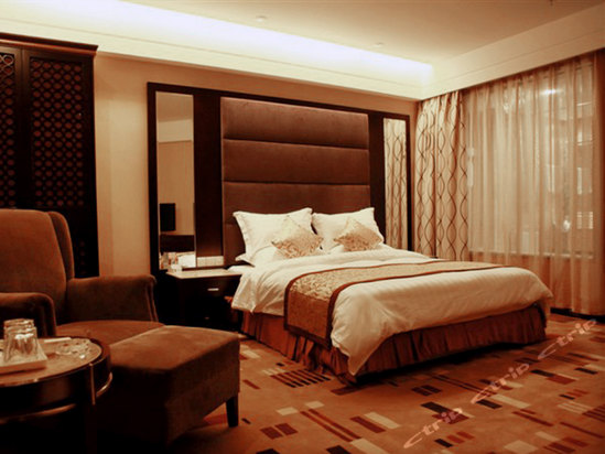 贵阳贵山大酒店_电话:0851-5576999,5257911,传真0851-5252500_地址