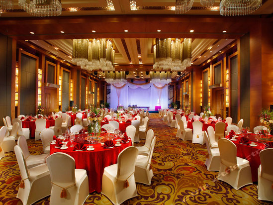 金花北路189号(西安新兴戴斯大酒店)