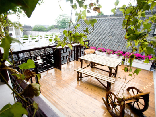 盐阜东路个园院外花局里6号