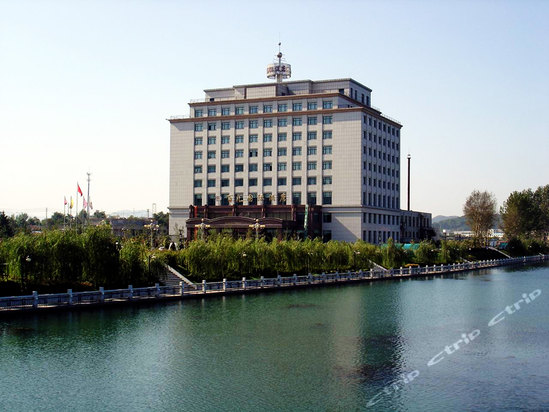 凤城百汇国际酒店 - 城市吧街景地图