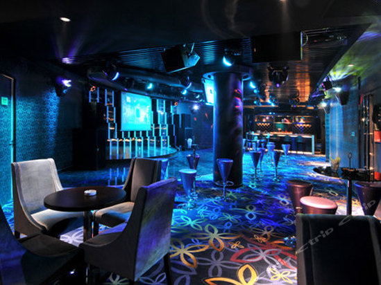 grand metropark resort yangcheng lake suzhou