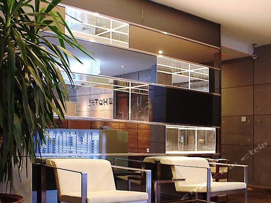 黑山街71号哈尔滨自由空间果戈里店