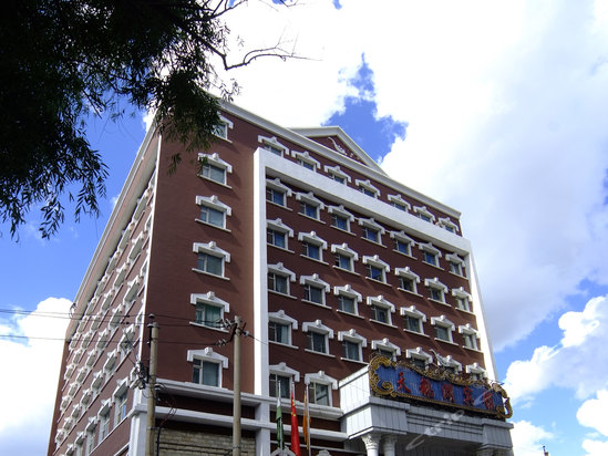 长春天鹅湖宾馆