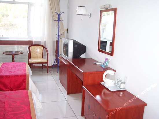 怀来黄龙山庄培训中心    分(暂无点评) 211起距离38公里立即预订