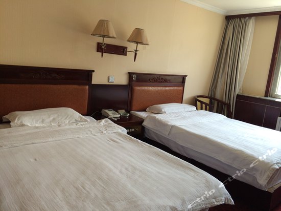 互助金牛宾馆    分(暂无点评) 128起距离11公里立即预订