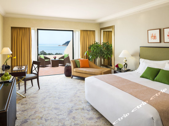 澳门鹭环海天度假酒店,黑沙滩边上,客房带有大