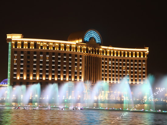 grand metropark guofeng hotel, tangshan