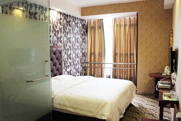 电脑房宾馆 f22d49586a0f4629bb0a48962c1920a2_600_400_s.jpg