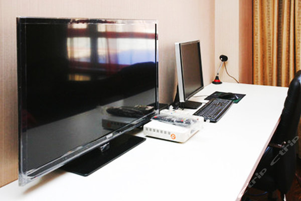 什么酒店会有电脑 6ed328bdff9d49c38569bcd1077c4c8f_600_400_s.jpg