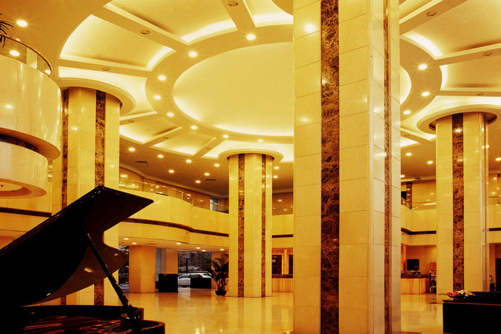 【桂林宾馆(贵宾楼)团购】桂林宾馆贵宾楼(豪华房 象鼻山门票2张)团购