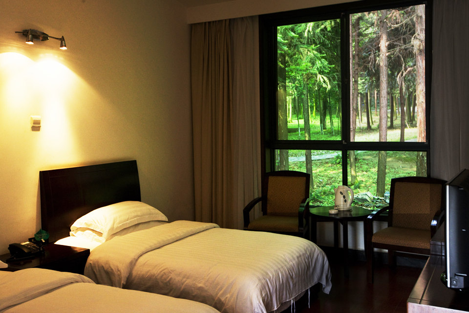 南昌象山森林公园假日酒店(小木屋)