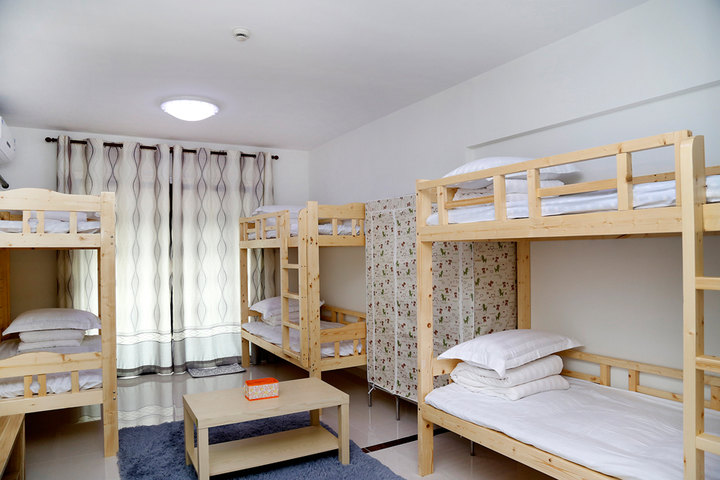 深圳宝石恋青年旅舍