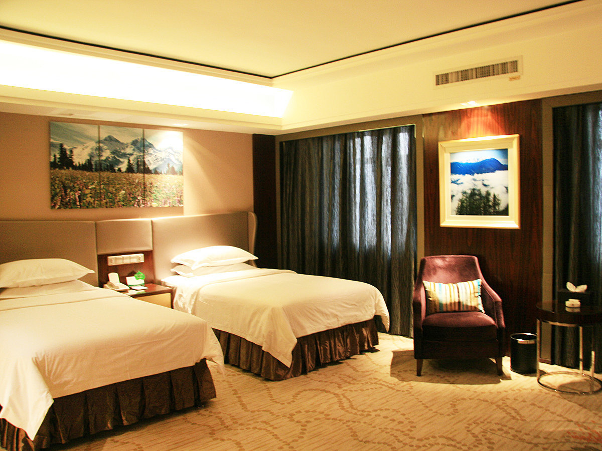 乌鲁木齐伊犁大酒店(豪华标间)