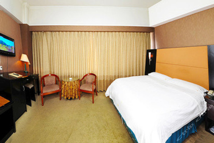 辽宁大剧院宾馆(大床房)