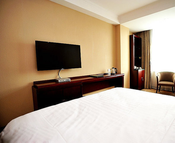 北京大宝饭店-大床间[含早]