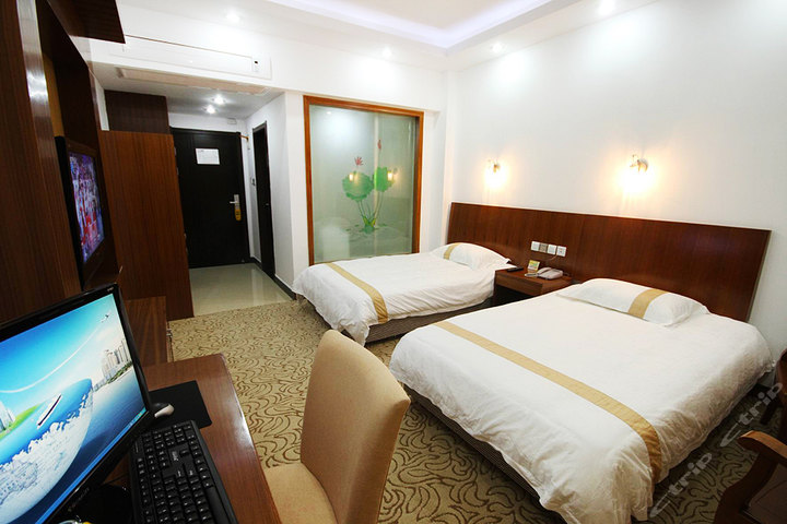 黄山香天大酒店(标间/大床房)