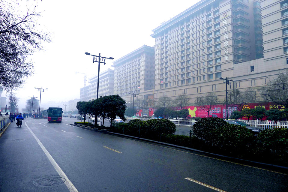 【北大街商业区】尊享西安神府弘商务酒店豪华大床房/豪华标准间1晚 2