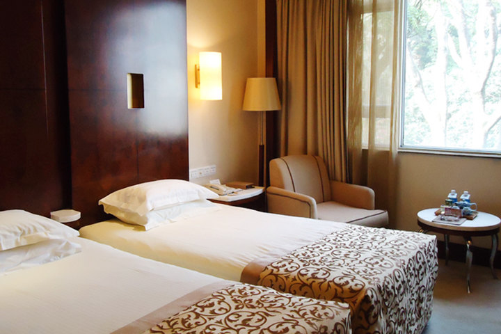 绍兴海港大酒店—高级标准间